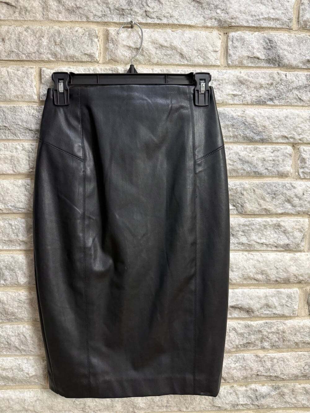 Express Faux Leather Dual Zip Pensile Skirt Black In Excellent Condition Sz 00